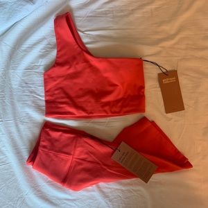 Girlfriend Collective Poppy bike short Bianca bra